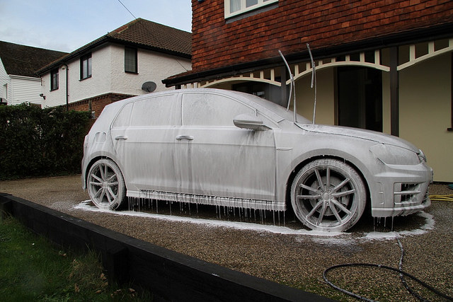 car snow foam